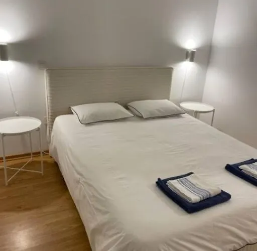 Em Frente A * São Martinho do Porto