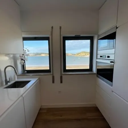 Em Frente A 상 마르티뇨 두 포르투