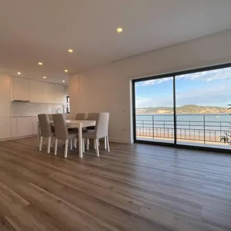 Em Frente A * 상 마르티뇨 두 포르투